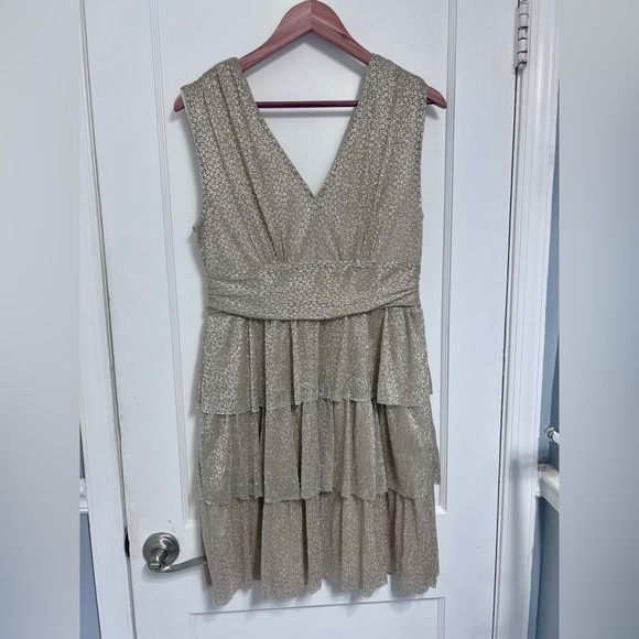 Lilly Pulitzer Faye Dress Gold Ruffle Mini - Size Medium - Picture 2 of 7